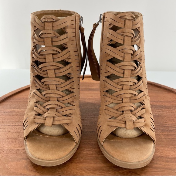 DV by Dolce Vita Tan Woven Heels Women's size 6 - Picture 3 of 11